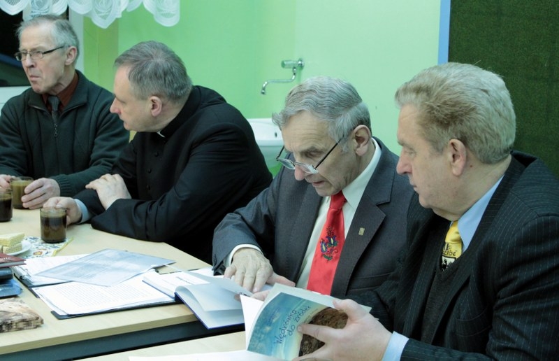 remusowy-krag-borzrestowo-075_800x516