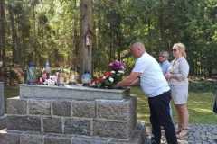 a73100bf-37d0-4d64-b3b9-b0a62c1fe13a