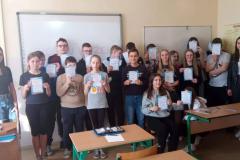 received_980352859253466