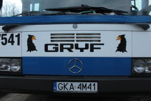 Gryf wyposażył autobusy w Internet bezprzewodowy i ładowarki