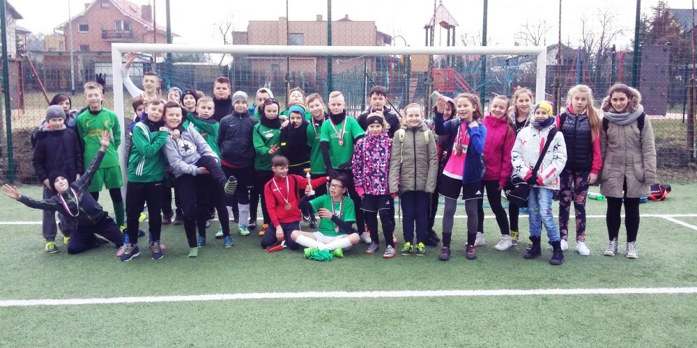 Wielkanocny turniej dzikich drużyn w Kłębowie [ZDJĘCIA]