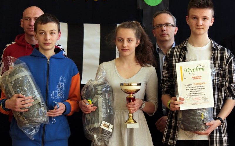 SP 2 w Kartuzach: gminne eliminacje turnieju wiedzy o ruchu drogowym [ZDJĘCIA]