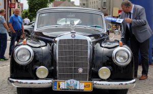 Zabytkowe mercedesy w Kartuzach