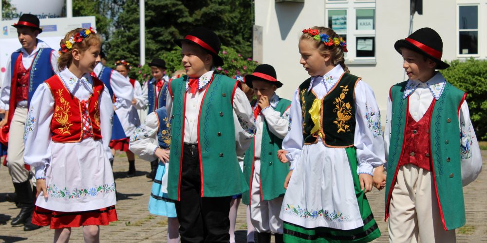 Kolejowy Dzień Dziecka: tańczy „Młoda Kościerzyna” [ZDJĘCIA]