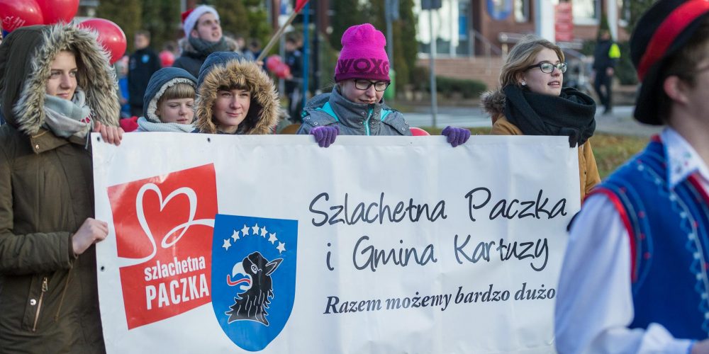 Marsz Szlachetnej Paczki w Kartuzach