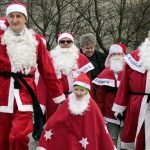 Mikołajki w Szymbarku: parada, kiermasz i fajerwerki [ZDJĘCIA]