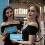 Poznań Motor Show, czyli lśniące auta i piękne dziewczyny [ZDJĘCIA]