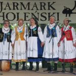 „KASZUBKI”  na „Jarmarku Holeńskim” w Holi