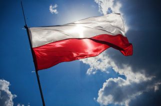 Do każdej rodziny w gminie Sierakowice trafi flaga narodowa