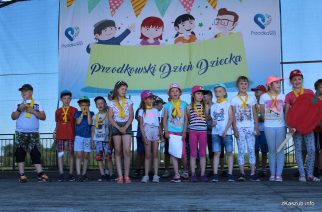 Tegoroczny Gminny Dzień Dziecka minął pod "Przodkowskie dzieci segregują śmieci" fot. Elżbieta Lejk /zKaszub.info