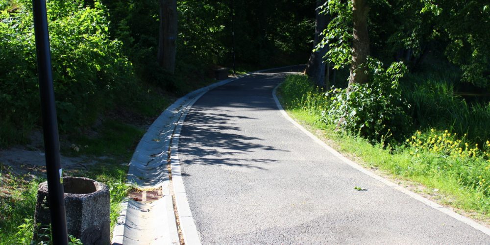 W Gaju Świętopełka nastąpi wiele zmian. Niedługo postawione zostaną nowe ławki, kosze, a także powstanie plac zabaw i siłownia zewnętrzna fot. E.Lejk / zKaszub.info