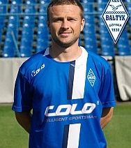 Błażej Adamus poprowadzi piłkarską ekipę z Kartuz