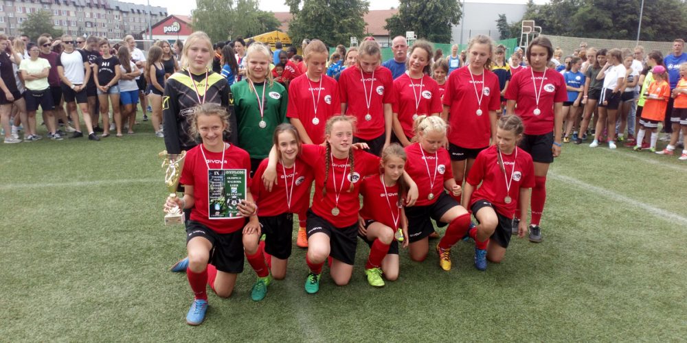 Drużyna z Sierakowic ze srebrnym medalem Pucharu IX Międzynarodowego Turnieju o Puchar 59. dni Borów Tucholskich!