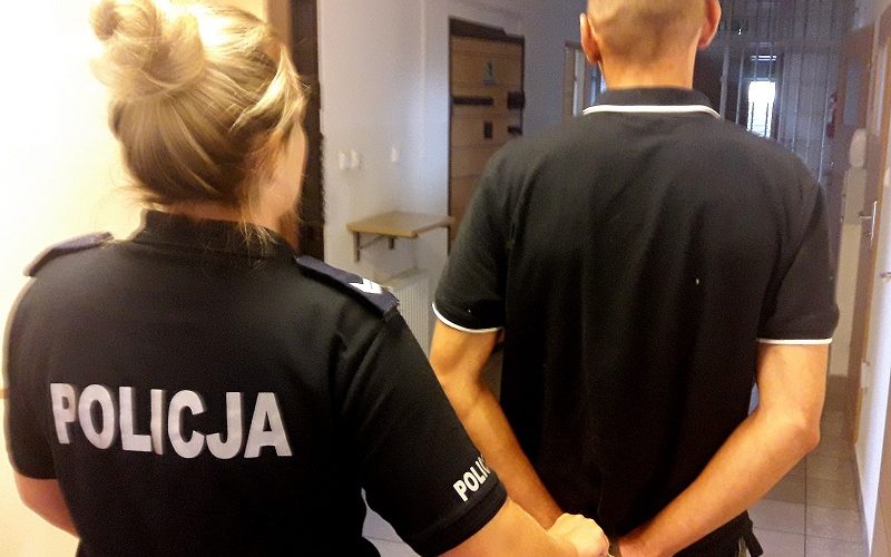 23-latek chował amfetaminę w bieliźnie