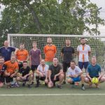 Przed koncertem, czas na mecz… Enej na kartuskim boisku