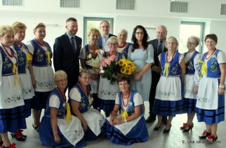 Maria Birr została wyróżniona nagrodą Marszałka "Zwyczajny - Niezwyczajny Senior fot. E.Lejk /zKaszub.info