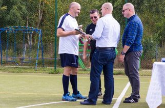 Policjanci, księża, samorządowcy… Za nami Turniej integracyjny Piłki Nożnej