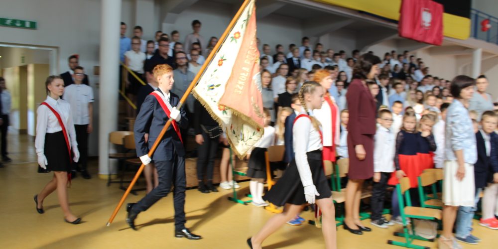 Szkoła Podstawowa w Chmielnie obchodziła jubileusz 200-lecia fot. P.Ch. / zKaszub.info