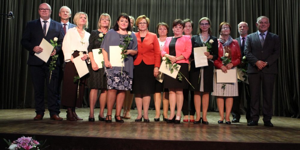 Za nami Powiatowa uroczystość z okazji Dnia Edukacji Narodowej [ZDJĘCIA]