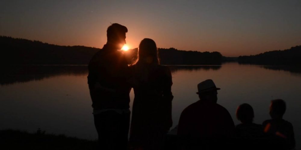 Czarodzieje z Kaszub i Marek Piekarczyk w teledysku. Dla Tymka