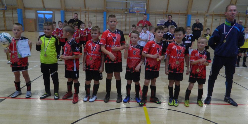 Lew Lębork zwycięzcą turnieju piłki nożnej halowej w Somoninie