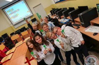 Dwójka zakończyła projekt „Od matematyki do robotyki” w ramach programu mPotęga [ZDJĘCIA]