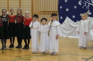 Świąteczne chwile kamienickiej społeczności szkolnej [ZDJĘCIA]