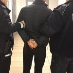 Policjanci zatrzymali sprawcę szeregu włamań i kradzieży