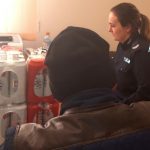 Ukradli kilkadziesiąt puszek piwa – zatrzymał ich policjant po służbie