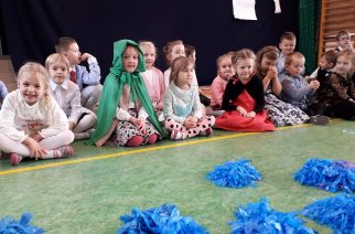 Borkowskie dzieci uhonorowały swe babcie i dziadków