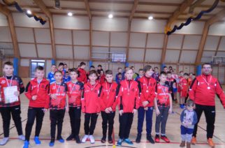 Zwycięstwo UKS Motławy Suchy Dąb po zaciętej rywalizacji w Somoninie