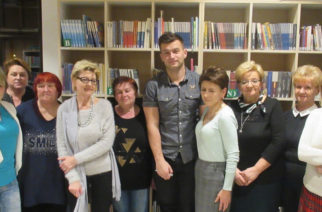 Pisarz Jakub Małecki spotkał się z czytelnikami w Kartuzach [ZDJĘCIA]