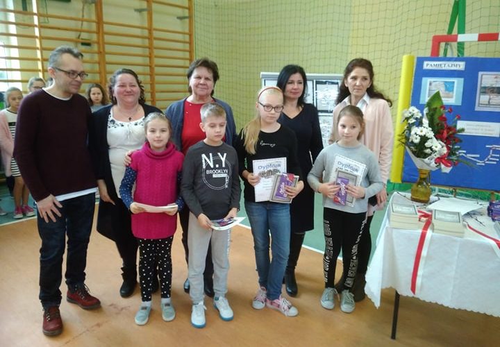 Marsz Śmierci na rysunkach uczniów ze Szkoły Podstawowej w Pomieczynie