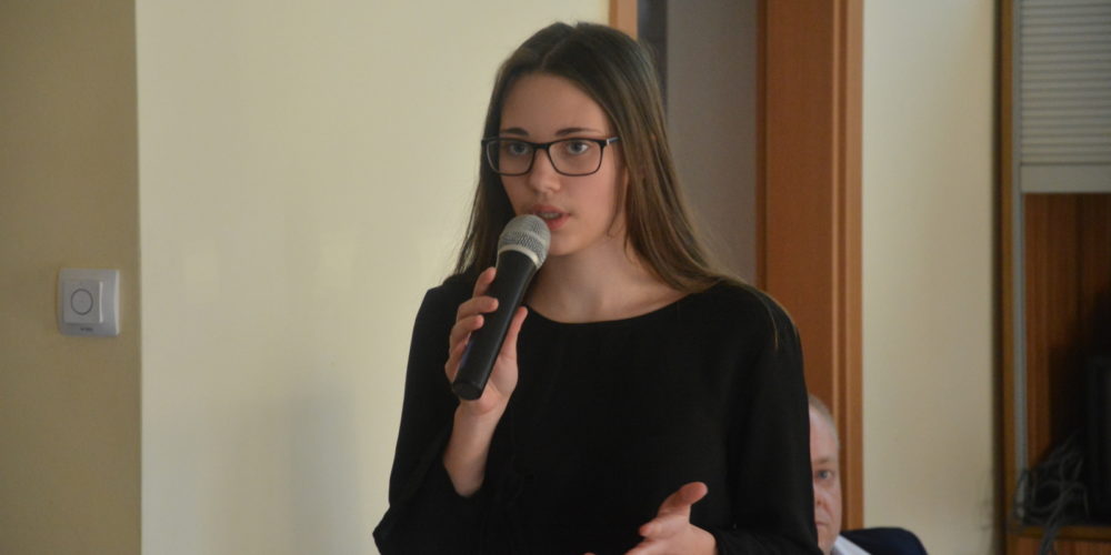 Młodzieżowa Rada Gminy Żukowo zaprezentowała projekt „Poznajmy się, zagrajmy w grę!”.