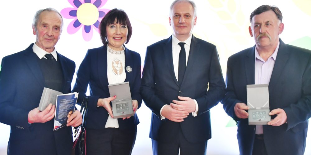 Medale dla sołtysów gminy Przodkowo z rąk premiera Mateusza Morawieckiego [ZDJĘCIA]