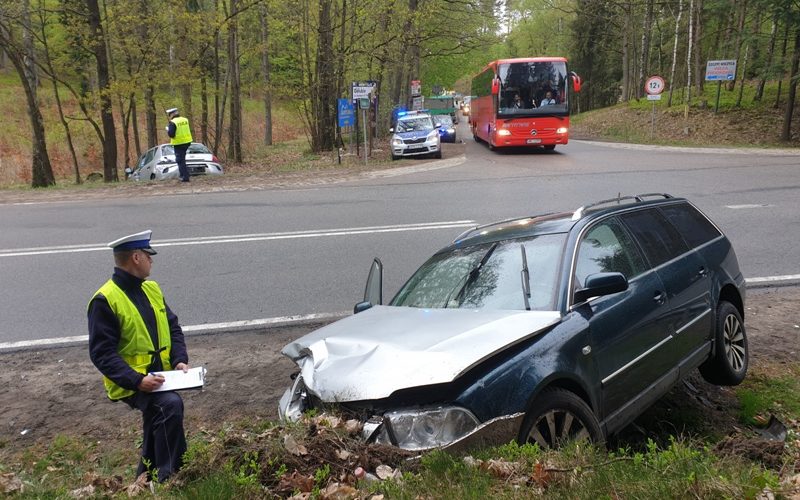 Bilans minionego weekendu: cztery wypadki i dziesięć osób w szpitalach
