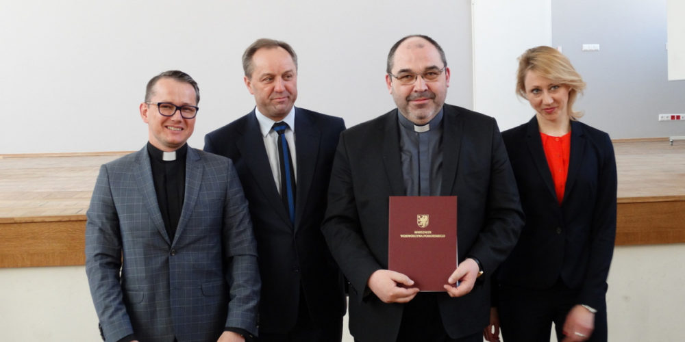 Kartuskie Muzeum oraz parafia św. Kazimierza będą wkrótce przyjaźniejsze osobom niepełnosprawnym