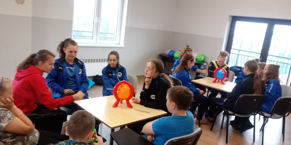 Nie leć w kulki, zagraj w Molkky!