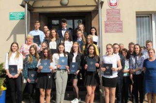 Przodkowscy uczniowie i studenci ze stypendium Wójta Gminy