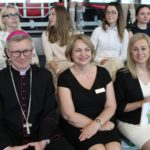 Ostatnie spotkanie w murach szkoły. W Szkole Podstawowej w Kiełpinie pożegnano absolwentów [ZDJĘCIA] 2019