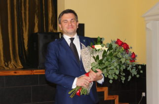 W Chmielnie przyznano absolutorium Wójtowi Michałowi Melibruda