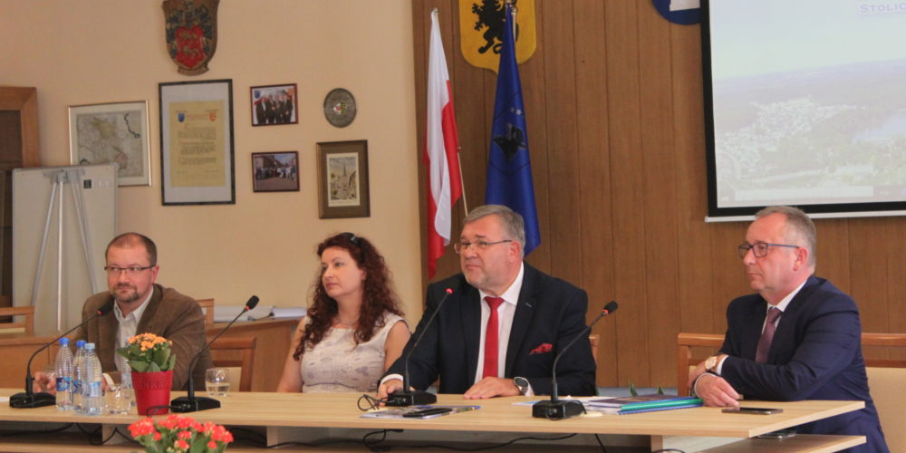 Ponad 44 miliony złotych dla Kartuz na oczyszczenie jezior!