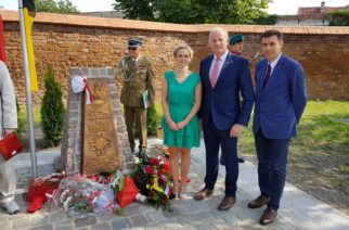 Delegacja z Żukowa w Chełmnie uczciła pamięć 66 Kaszubskiego Pułku Piechoty