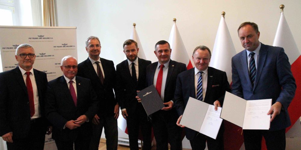 Podpisanie porozumienia pomiędzy Województwem Pomorskim, PKM i PKP PLK w sprawie „bajpasa kartuskiego”