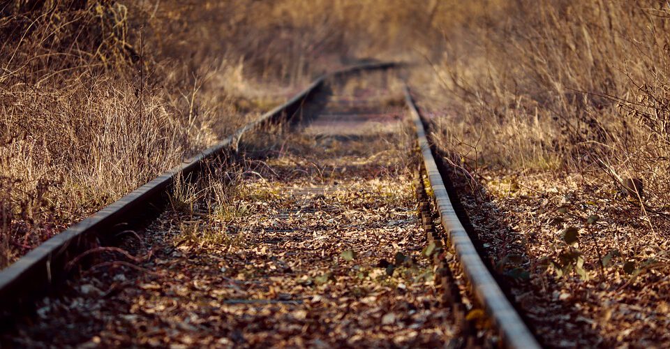 Pow. kartuski. Kolej do Sierakowic i obwodnica Kartuz pod znakiem zapytania? Sylwia Laskowska-Bobula: „Grozi nam duża uznaniowość ze strony rządu…”