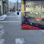 Kartuzy. Przy deptaku i Rynku staną gabloty z obuwiem