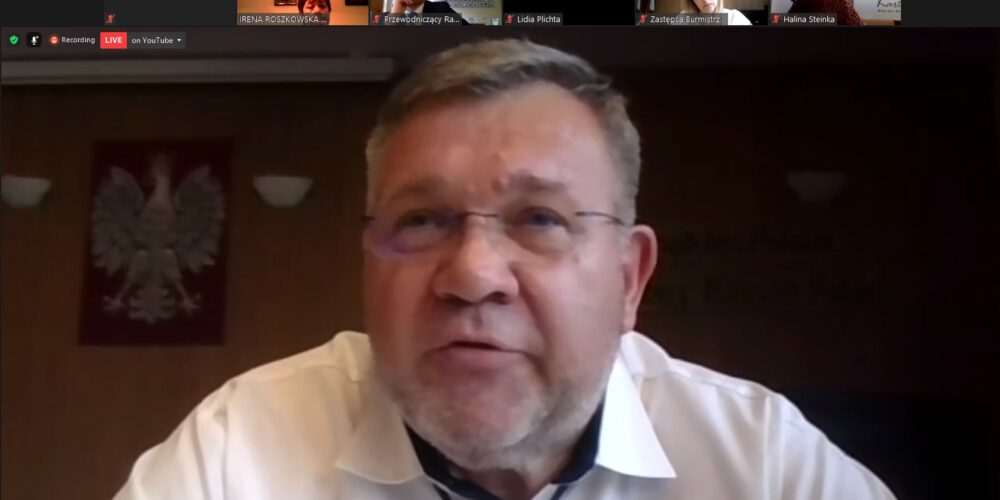 Kartuzy. Dłuuuga dyskusja przed wotum zaufania dla burmistrza. Gorzkich słów nie zabrakło