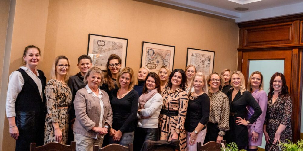 Kartuzy. Przedsiębiorcze kaszubskie kobiety na pierwszym spotkaniu. Zobacz zdjęcia!