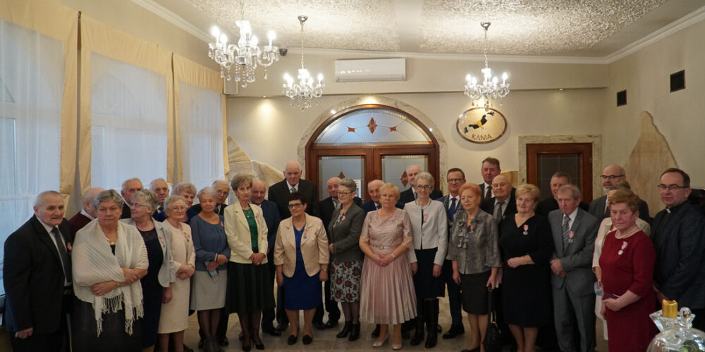 Przodkowo. Uhonorowano jubilatów długoletniego pożycia małżeńskiego
