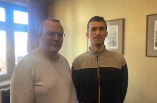 Rozmowy w Perełce – K. Osiecki i G. Powęzka ze Wspólnoty Baptystów w Kartuzach: „W kościele katolickim kapłan jest wyniesiony na piedestał…”